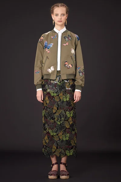 Look 11
